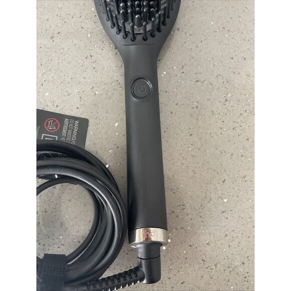 ghd Glide Black Smoothing Hot Brush Model B1C002 W Dual Ceramic Technology works - Picture 3 of 8